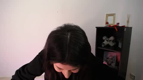 kissleoxx online show from February 1, 12:15 pm