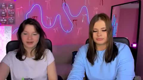 kitniss online show from March 7, 9:33 pm