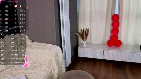 The sexy fox Kitsune online show from February 19, 7:19 am