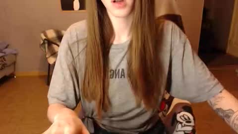 KittyloveMoon online show from April 12, 9:17 pm