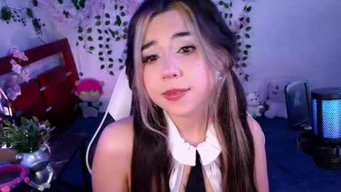 Kittyuwu  online show from March 31, 12:54 am