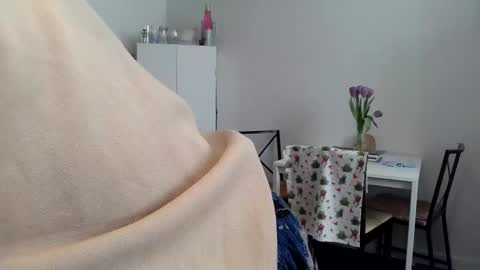 Kittyymaze online show from March 3, 1:17 pm