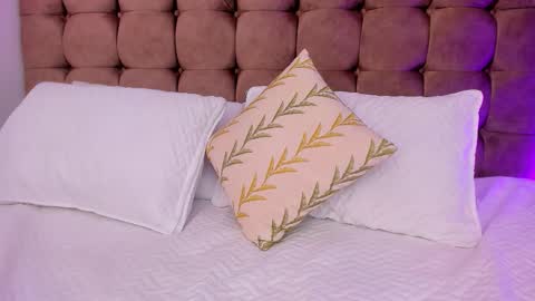 kloe_smit_ online show from October 11, 10:01 pm