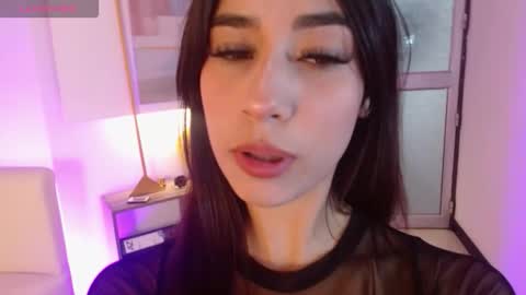 Elizabeth online show from December 17, 12:20 pm