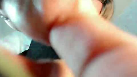 mmm ask me online show from February 7, 1:42 am