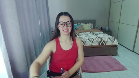 twitter    Annemarye 23 online show from March 21, 8:41 am