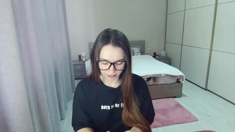 twitter    Annemarye 23 online show from March 9, 7:11 am