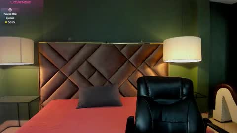 kya_wild online show from March 4, 9:32 pm