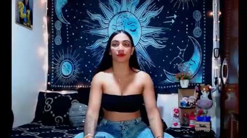 kylie online show from June 25, 9:49 pm