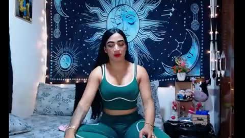 kylie online show from July 4, 12:50 am