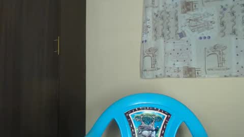 Maya online show from April 10, 1:00 am