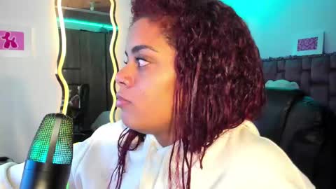 leidy daniela online show from January 24, 4:59 am