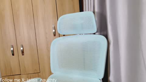 Lisa  online show from April 13, 6:41 pm