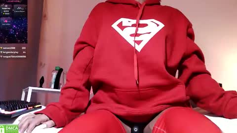 Lola online show from March 12, 8:33 pm