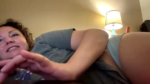 La Marquesa online show from April 3, 1:14 am