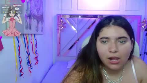 laura  online show from July 8, 7:38 pm