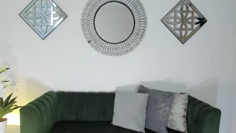 Layla Breezee online show from March 19, 1:37 pm