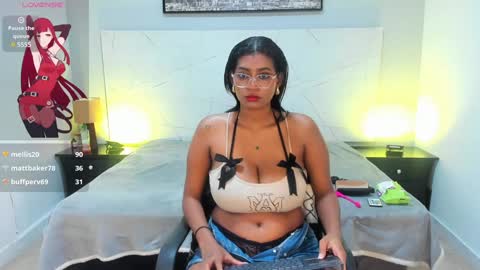 Layla Taylor online show from December 31, 10:58 am