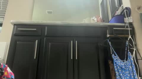 leanneluxecouple online show from September 29, 10:31 am