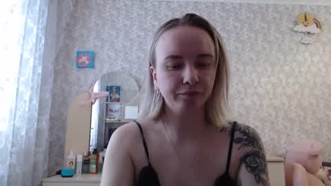 leggywily25 online show from March 5, 11:17 am