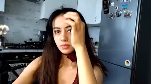 Emily online show from June 19, 11:46 am