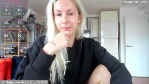 LeaVixx online show from October 29, 10:41 am