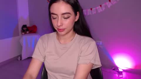   lia  online show from March 23, 3:34 am