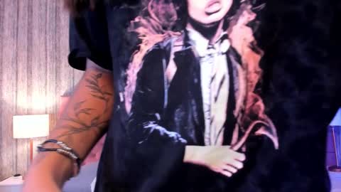 liaa turner  online show from February 3, 2:53 am