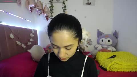 liahdiaz_ online show from March 30, 2:38 pm