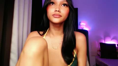 Chloe online show from March 19, 1:43 am