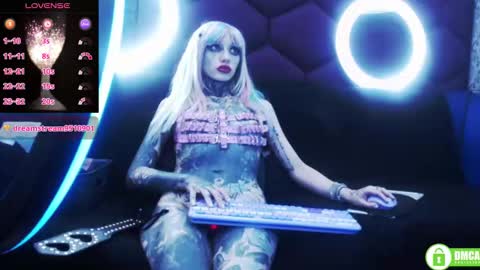 Tifon Mary - Indepent model  online show from March 6, 8:31 am