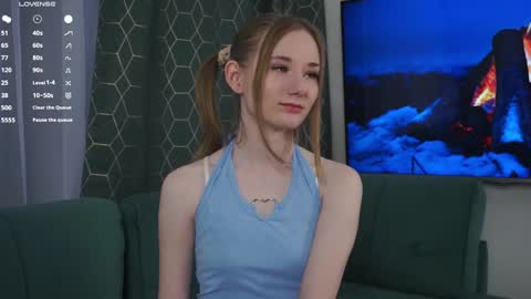 Elvina online show from January 25, 3:40 am