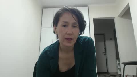 LinKissKiss online show from April 1, 7:09 am