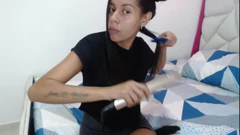 Lisa Santos online show from April 23, 1:35 pm