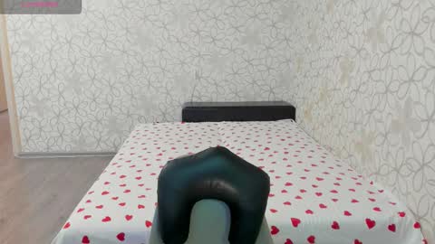 lissa_cristal_ online show from November 13, 10:25 am