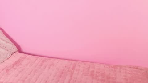 Little Effy online show from April 15, 10:10 pm