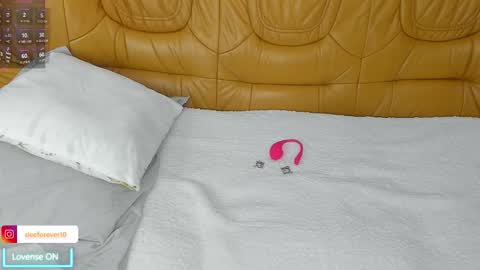 Pinky online show from February 17, 11:31 am