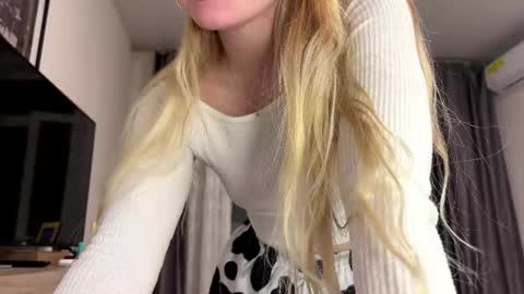 Megan online show from February 13, 6:20 pm