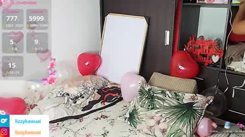 lizzy online show from February 15, 2:03 am