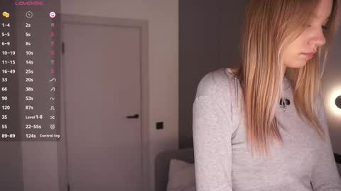 Elza online show from February 2, 7:13 pm