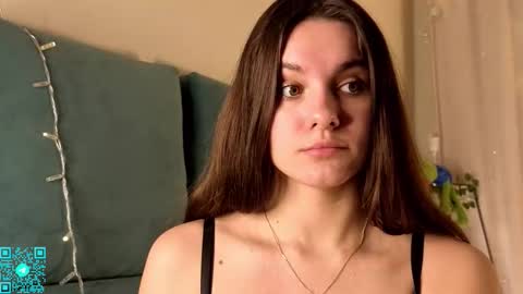 Chloe for Fan BlackHole online show from February 13, 5:58 pm