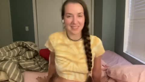 lothlori online show from August 4, 12:27 am