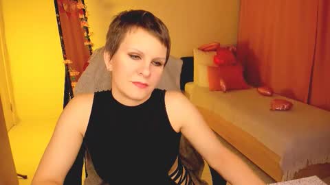 Louisa online show from February 18, 8:35 am