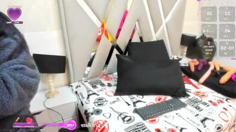 louise_taylorr online show from March 4, 11:08 am