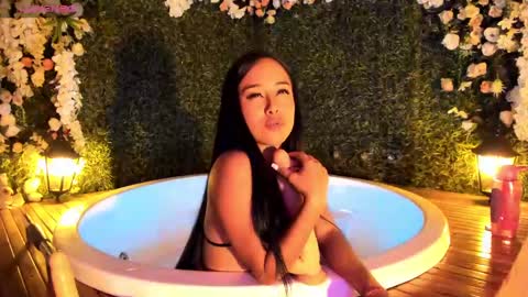 louise_taylorr online show from January 15, 1:31 pm