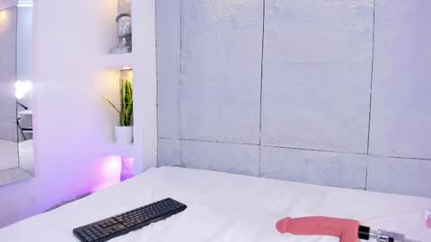 Lovely online show from March 20, 5:51 pm