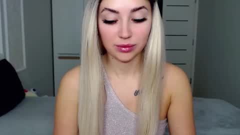 Rosie  online show from March 4, 9:51 am