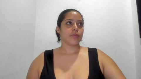 Lucy online show from July 8, 3:20 am