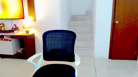 lucymaciel online show from March 27, 7:36 pm