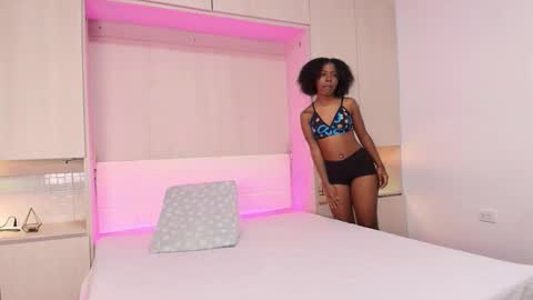 Lu online show from January 26, 3:59 am